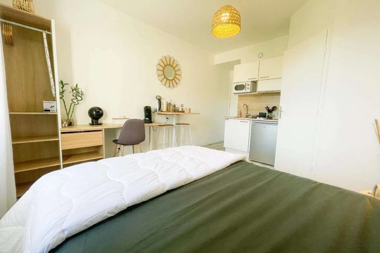 #Gb Au Coeur De L'Essentiel 2 0*, Saint-Martin-le-Vinoux France